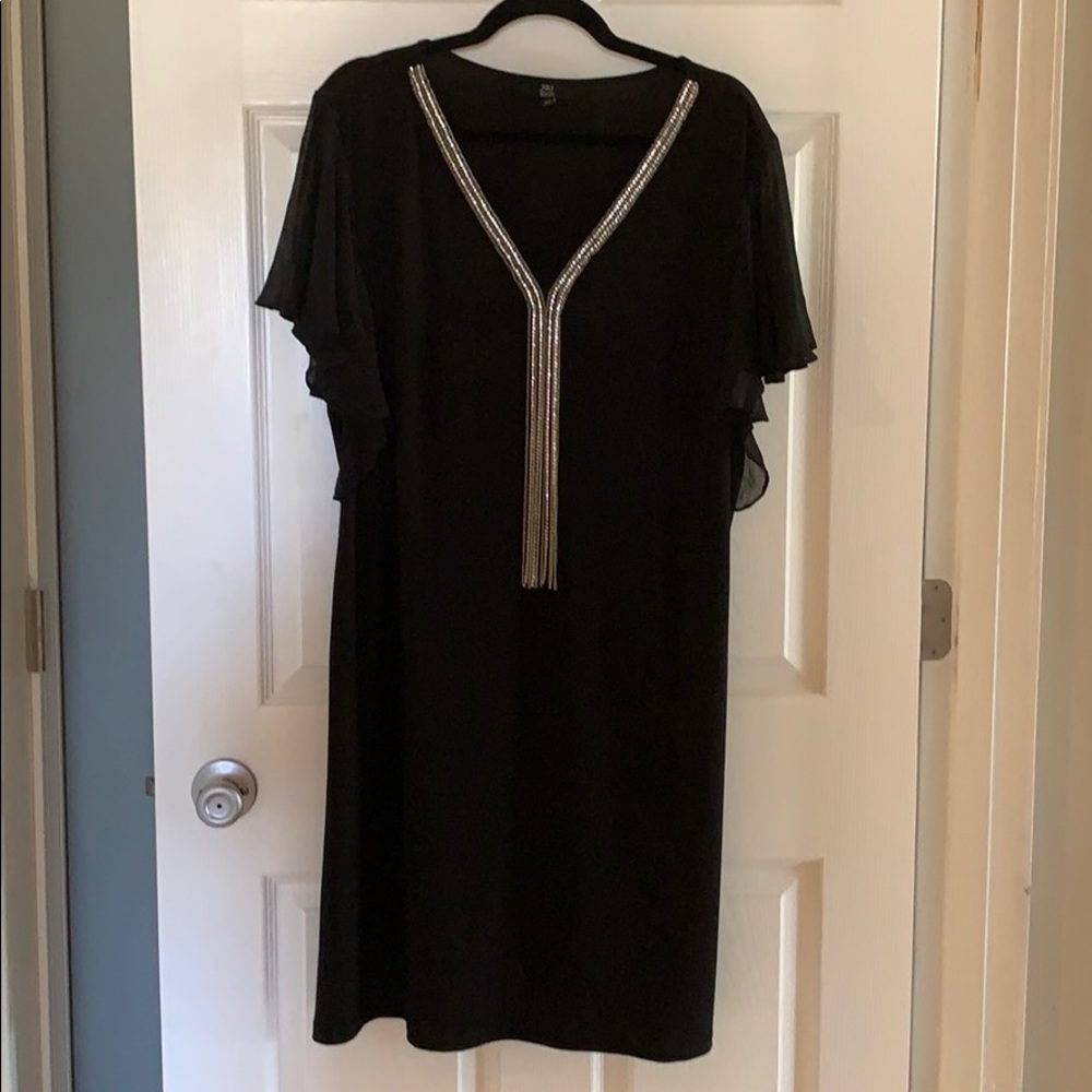 Beautiful JBS Women Black Dress size 2X